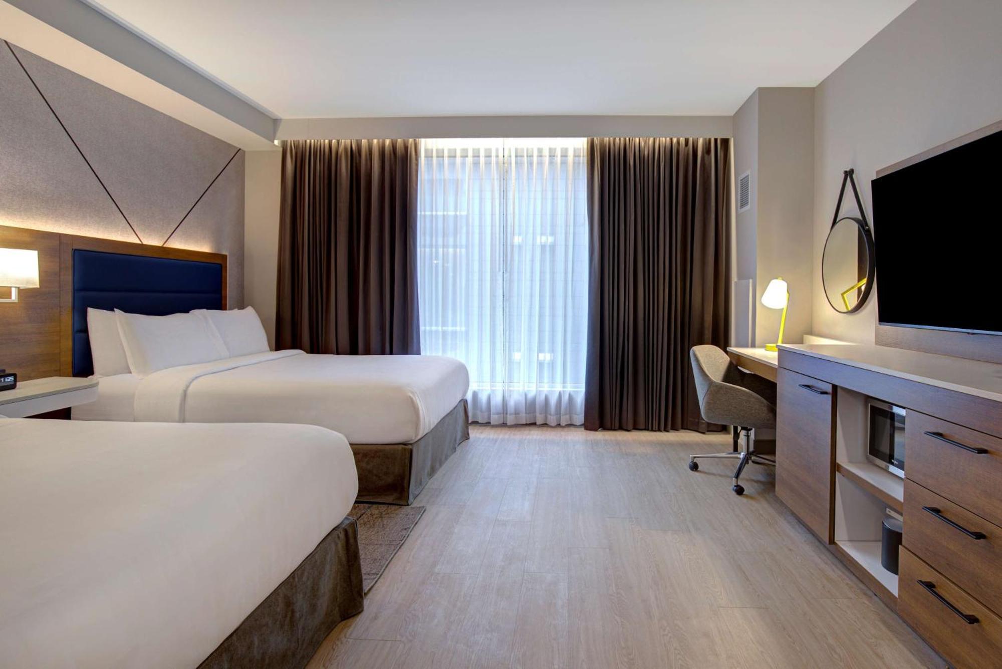 Queen Room Two Queen Beds